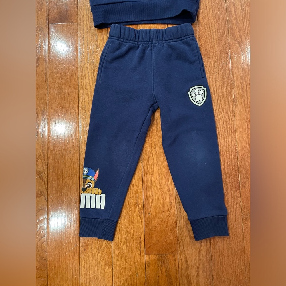 PUMA x PAW PATROL Toddler Sweatsuit Size 4 - Picture 2 of 6